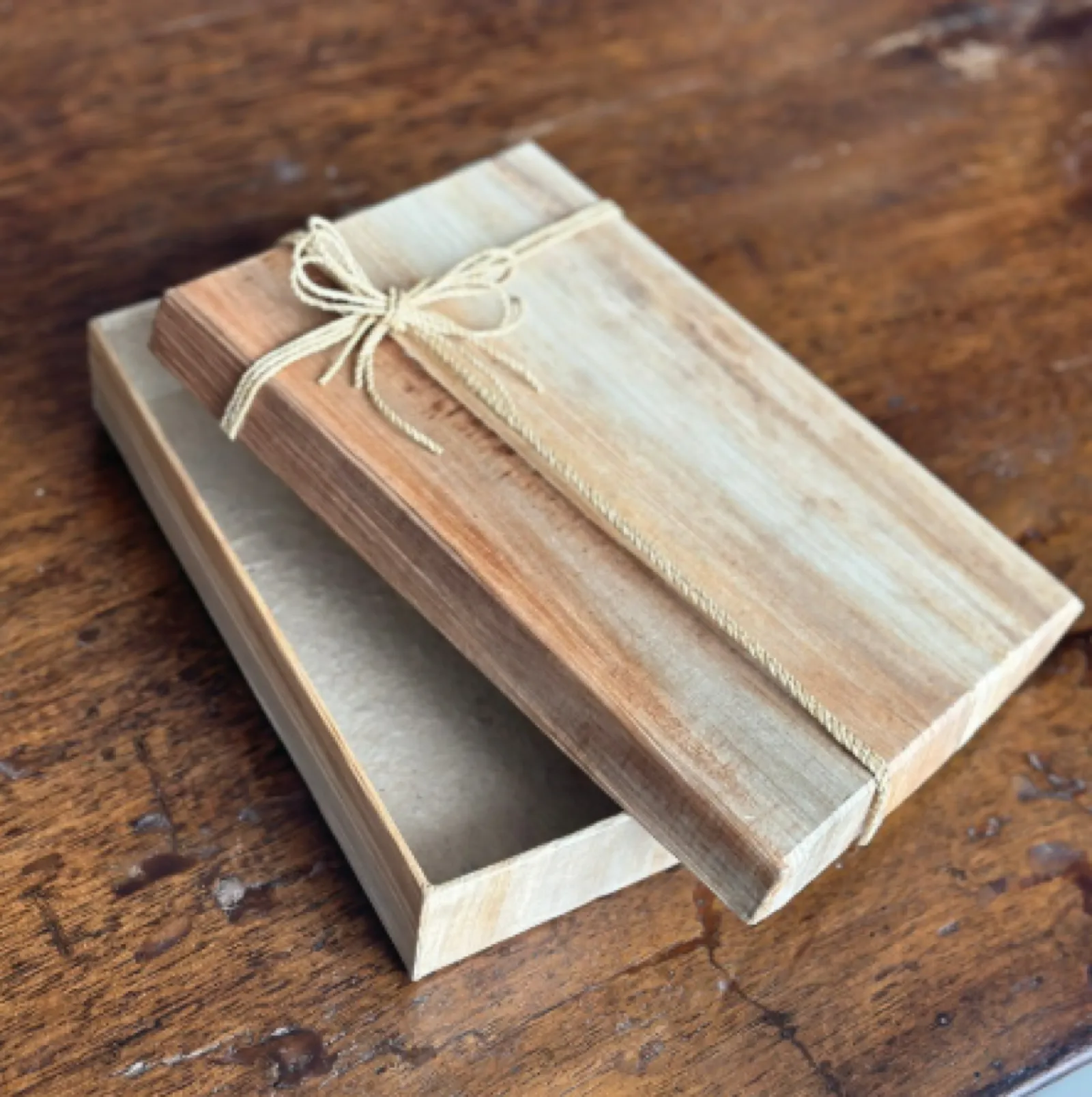 Palm Sheath Gift Box
